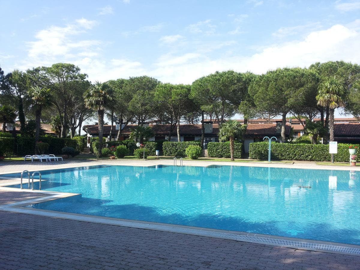 Villetta Corte Grande Villa Aprilia Marittima Exterior foto